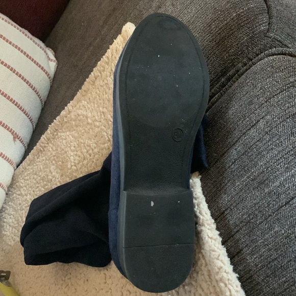 Blue suede over the knee ladies BOOTS.  Size 8 - Picture 4 of 8